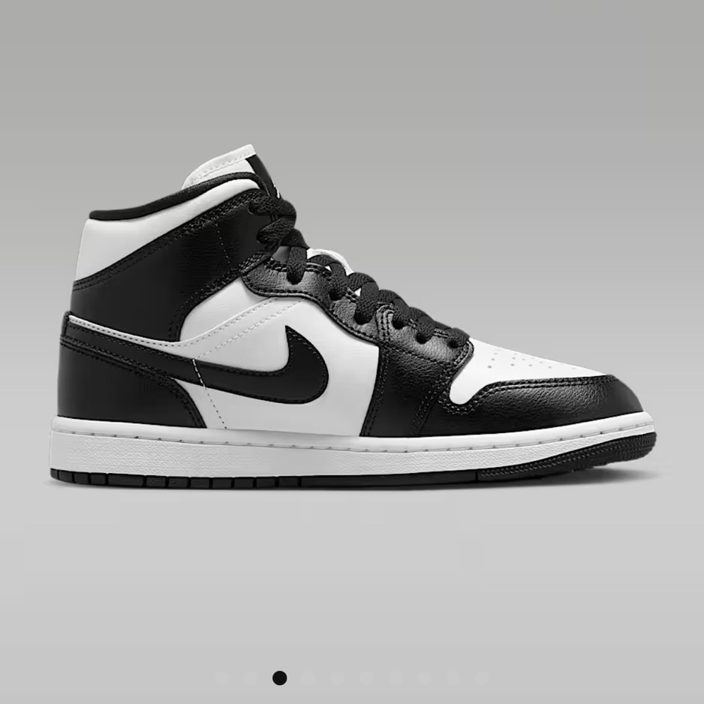 Air Jordan 1 Mid - Picture 3 of 8